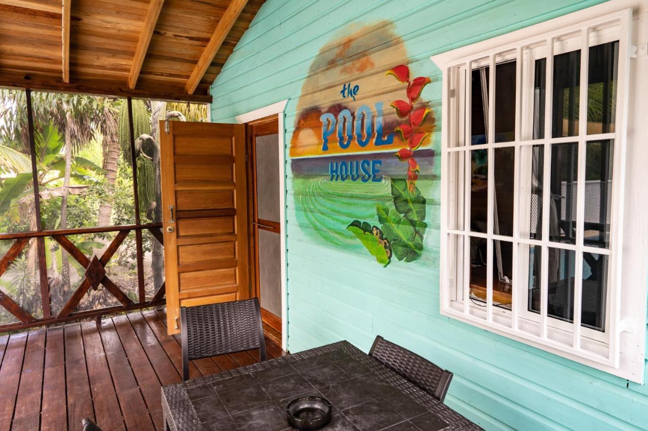 Hummingbirds Cabins Кайе Колкер Екстериор снимка